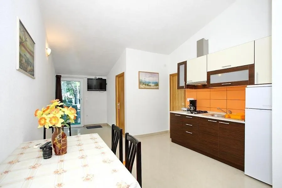 Apartment In Vir With Sea View, Balcony, Air Conditioning, Wi-Fi